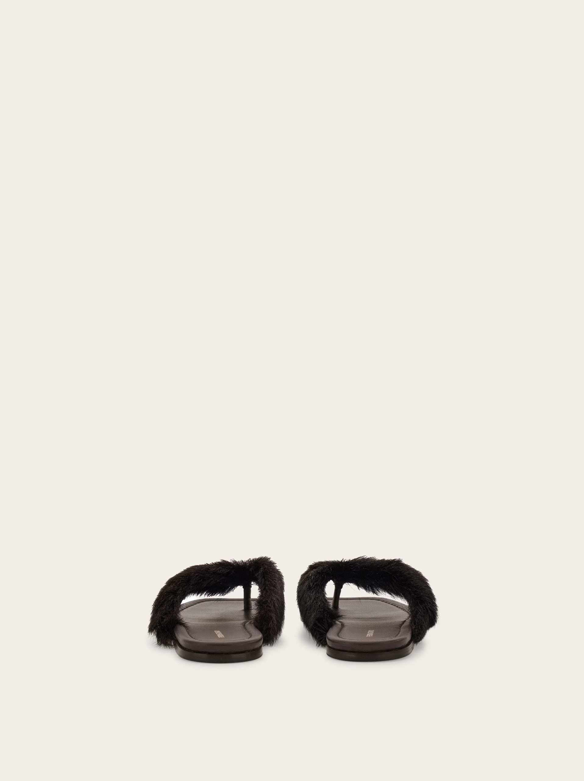 Ferragamo Thong sandal with fur detail - Image 5